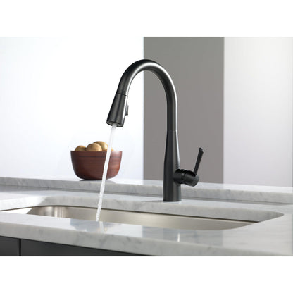 Delta ESSA Single Handle Pull-Down Kitchen Faucet- Matte Black