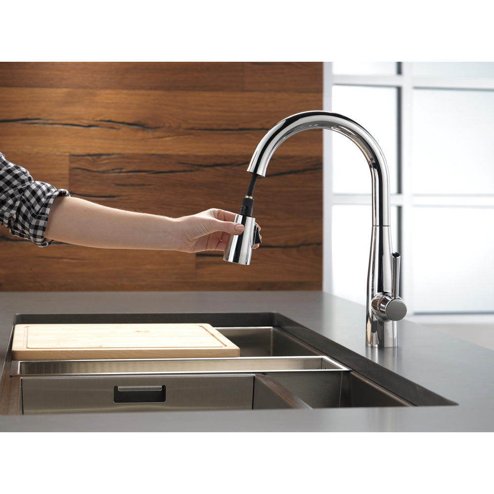 Delta ESSA Single Handle Pull-Down Kitchen Faucet- Chrome