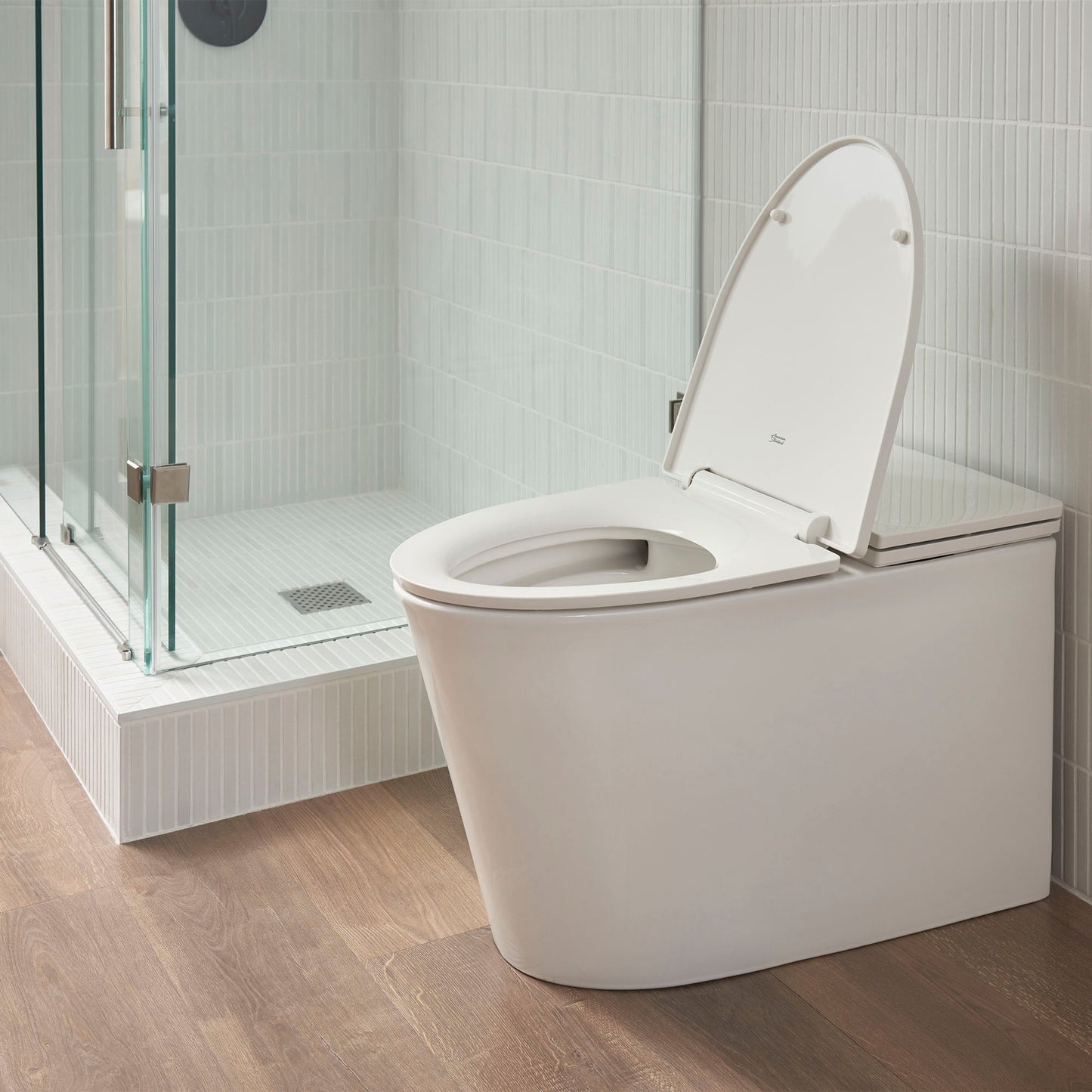 American Standard Studio S One-Piece 1.0 gpf/3.8 Lpf Chair Height Elongated Toilet With Seat